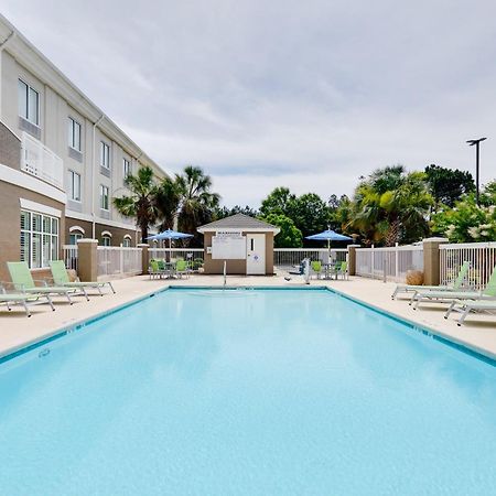Holiday Inn Express Hotel & Suites Dublin By Ihg Ngoại thất bức ảnh