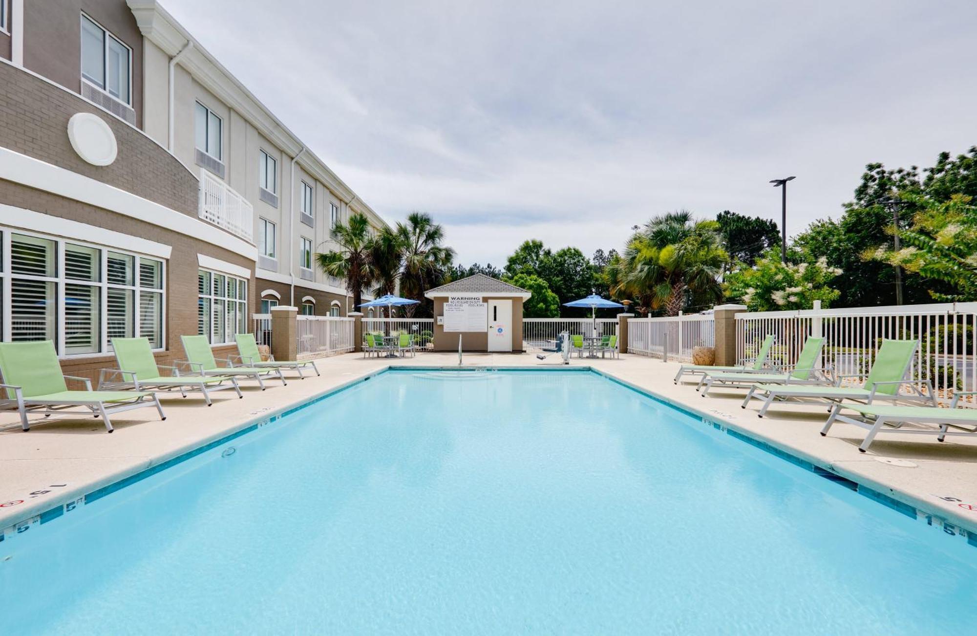 Holiday Inn Express Hotel & Suites Dublin By Ihg Ngoại thất bức ảnh