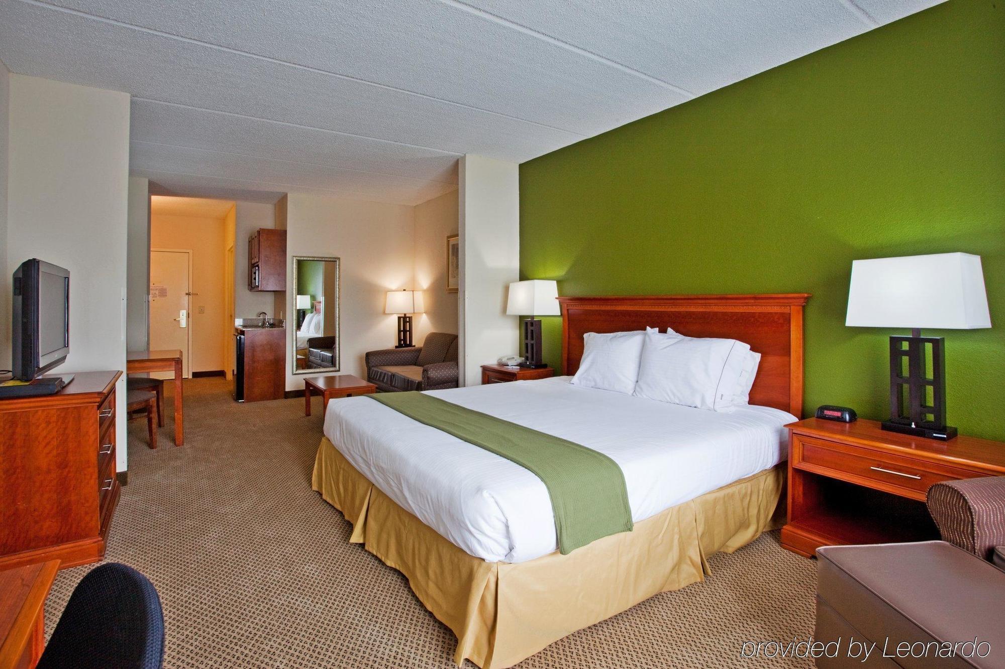 Holiday Inn Express Hotel & Suites Dublin By Ihg Phòng bức ảnh