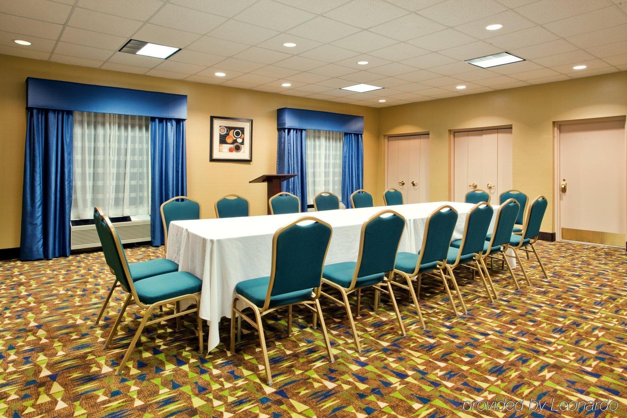 Holiday Inn Express Hotel & Suites Dublin By Ihg Tiện nghi bức ảnh