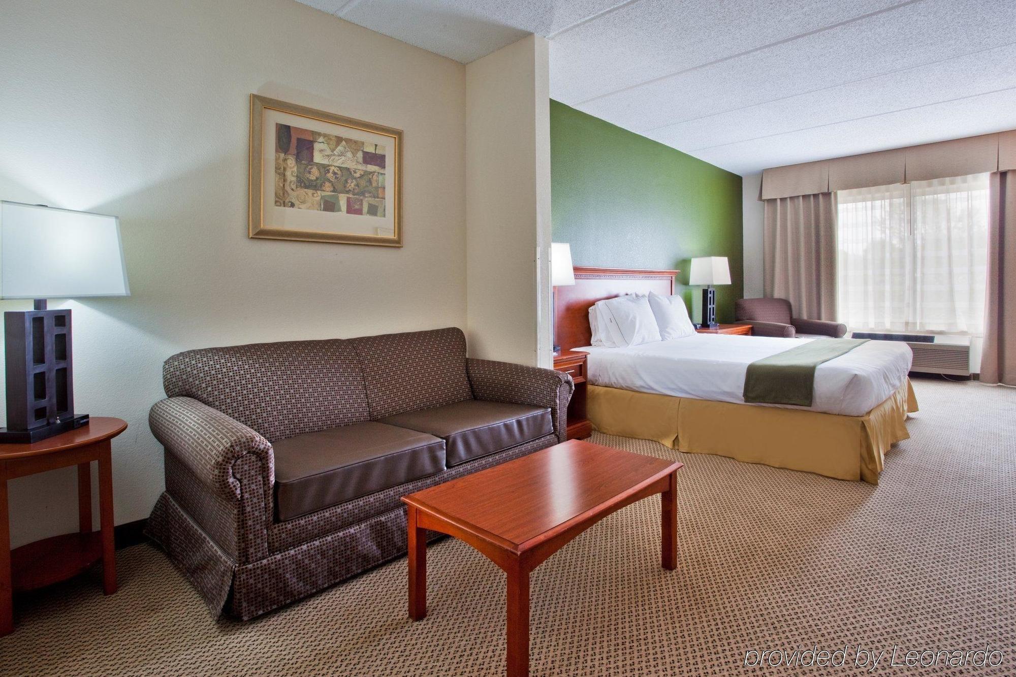 Holiday Inn Express Hotel & Suites Dublin By Ihg Ngoại thất bức ảnh