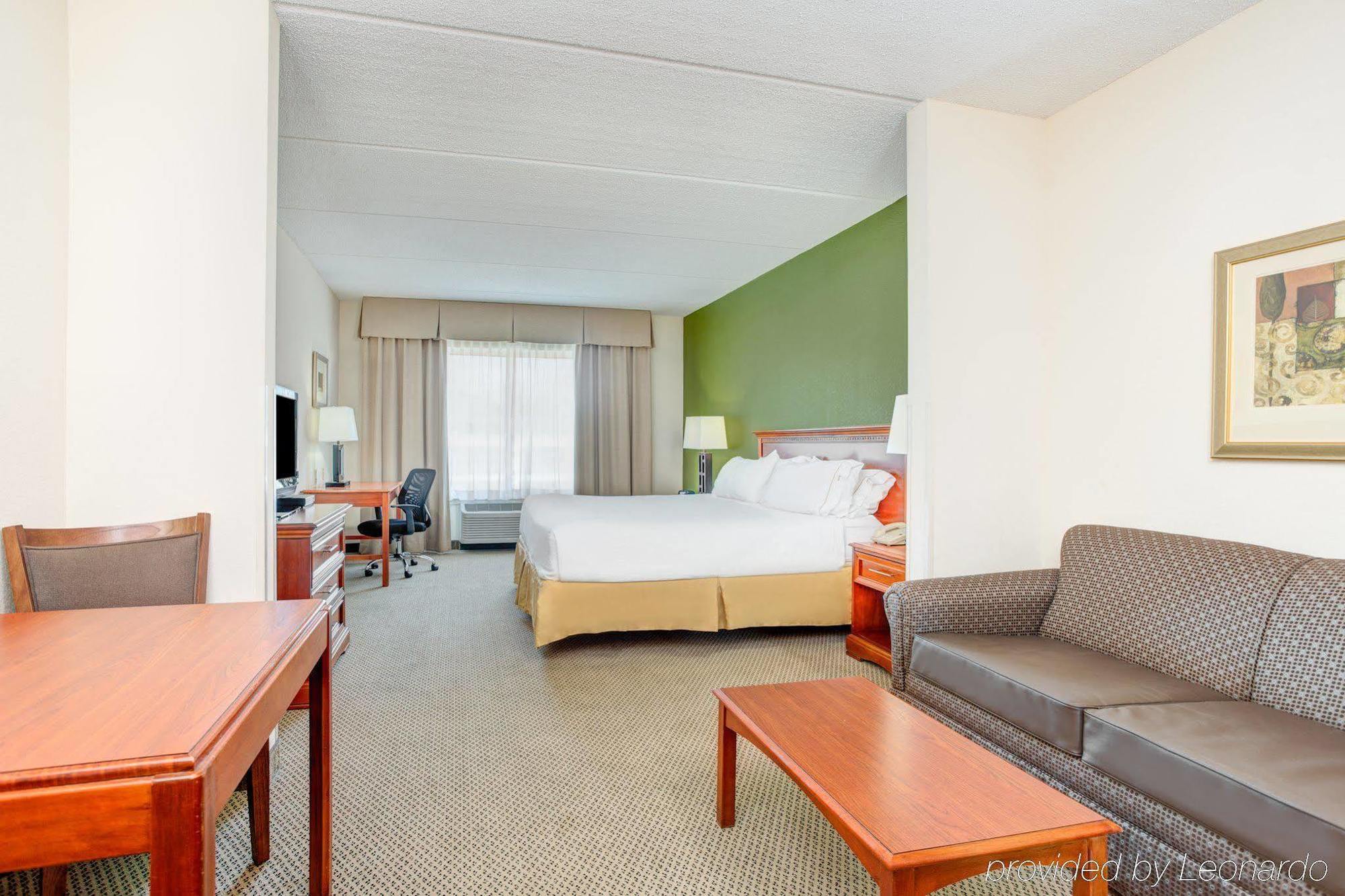 Holiday Inn Express Hotel & Suites Dublin By Ihg Ngoại thất bức ảnh